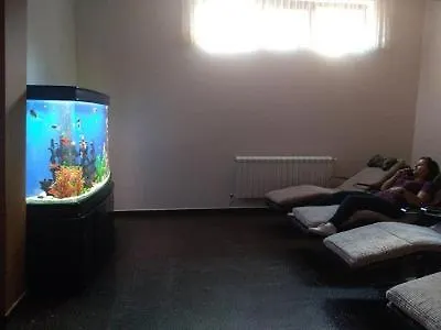 Hotel и 